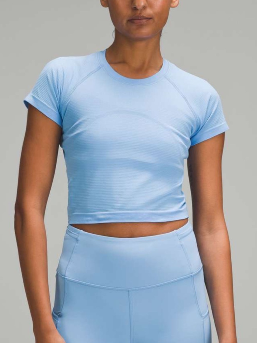 🍋lululemon swiftly crop short sleeve 🩵aero blue - Picture 2 of 5